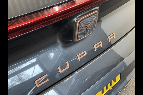 CUPRA Born Business Plus 62 kWh Navigatie Apple Carplay/Android Auto Camera Parkeersensoren Adaptive Cruise Control Stuurverwarming Full Led Climate Control