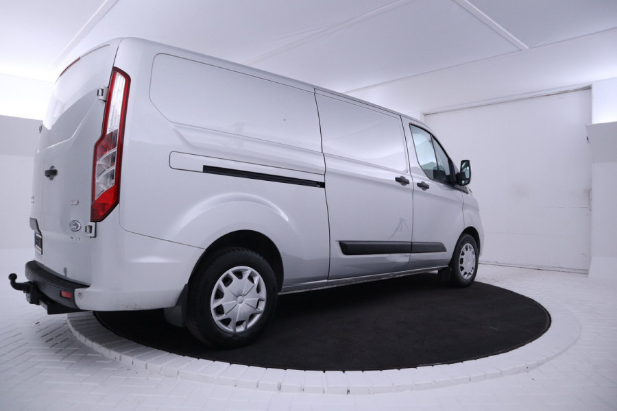 Ford Transit Custom 340 2.0 TDCI L2H2 Limited 130Pk, Navigatie, Airco