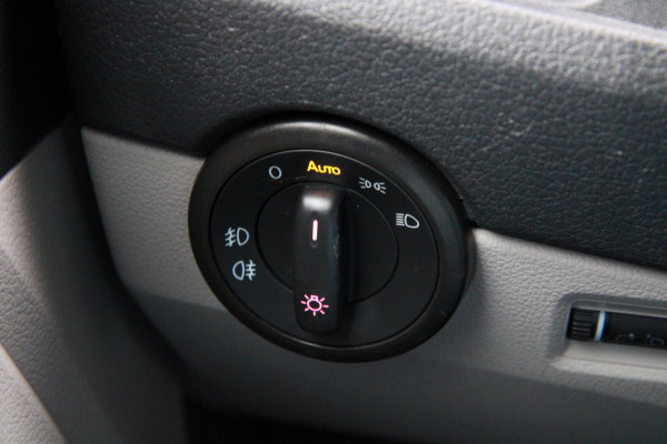 Volkswagen Transporter 2.0 TDI 114PK L1H1 Highline / Multi stuur / PDC 2x / Klep / Cruise