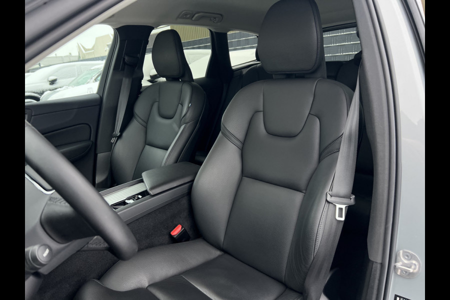 Volvo XC60 B4 Plus Dark | Trekhaak | Camera | Memory