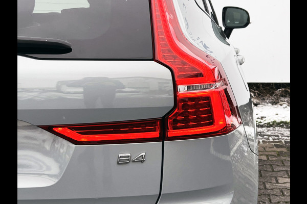 Volvo XC60 B4 Plus Dark | Trekhaak | Camera | Memory