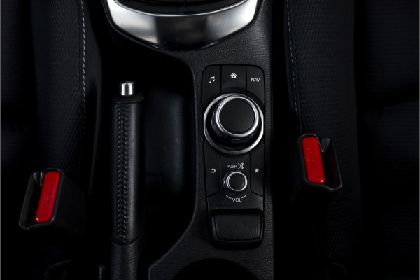 Mazda 2 1.5 Skyactiv-G 90 PK Luxury Orig. NL | Cruise | Stoel-+Stuurverw. | PDC | App. Connect | ECC | LM 16" |