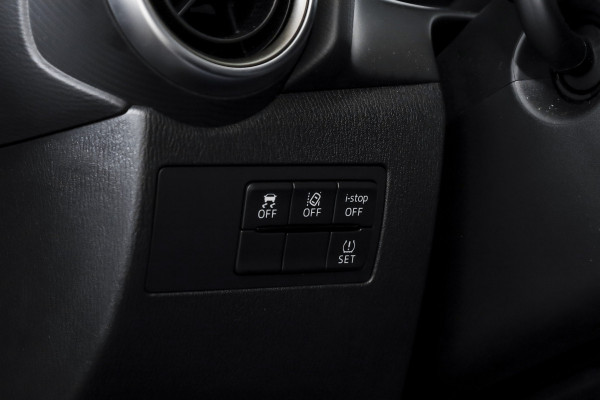 Mazda 2 1.5 Skyactiv-G 90 PK Luxury Orig. NL | Cruise | Stoel-+Stuurverw. | PDC | App. Connect | ECC | LM 16" |