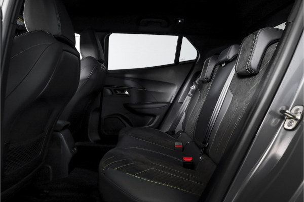 Peugeot 2008 1.2 Hybrid 145 GT - Automaat | Alcantara Pack | Drive Assist Pack | Dig. Cockpit | Adapt. Cruise | Stoelverw. | PDC | Camera | NAV + App. Connect | ECC | DAB | LM 17" | 7665