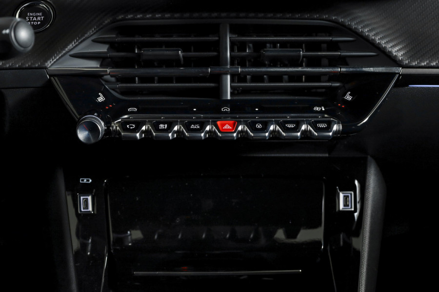Peugeot 2008 1.2 Hybrid 145 GT - Automaat | Alcantara Pack | Drive Assist Pack | Dig. Cockpit | Adapt. Cruise | Stoelverw. | PDC | Camera | NAV + App. Connect | ECC | DAB | LM 17" | 7665