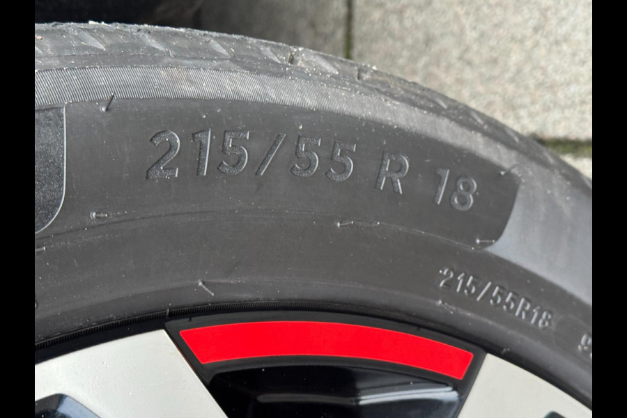 Opel Mokka 1.2 Turbo GS Line Navigatie / Apple CarPlay I Airco I LED I PDC I Sport velgen I 39.000 KM Dealer onderhouden