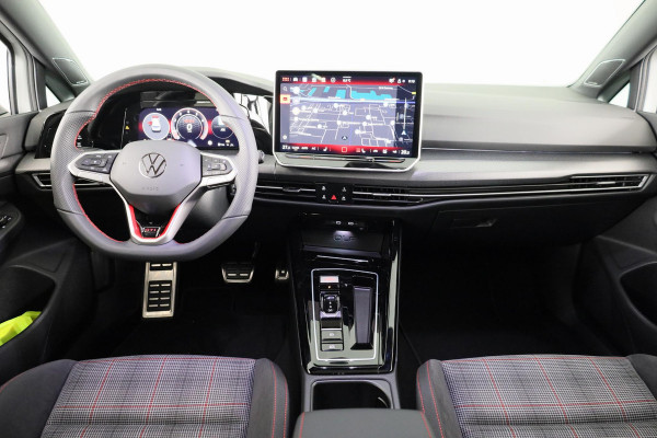 Volkswagen Golf GTI 2.0 195 kW / 265 pk TSI Hatchback 7 versn. DSG | Verlengde garantie | Panoramadak | Head up Display | Harman Kardon |