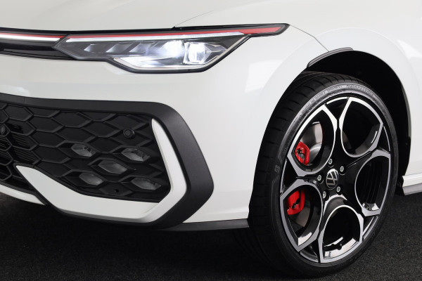 Volkswagen Golf GTI 2.0 195 kW / 265 pk TSI Hatchback 7 versn. DSG | Verlengde garantie | Panoramadak | Head up Display | Harman Kardon |