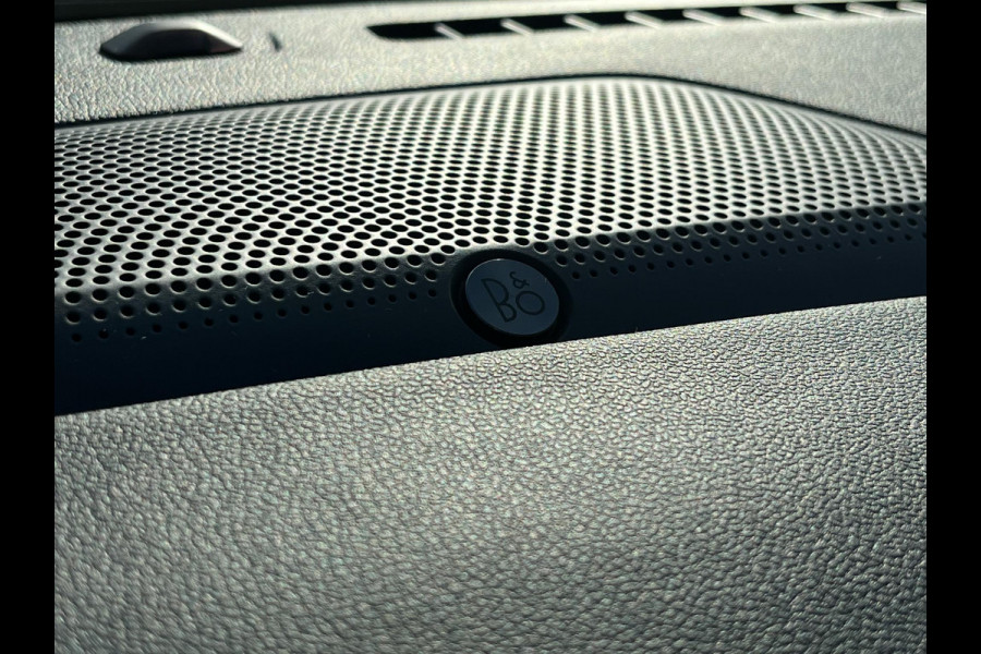 Ford Kuga 2.5 PHEV ST-Line X 225pk | Winter Pack | 20 inch velgen | Achteruitrijcamera | Bang&Olufsen