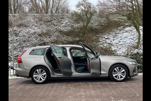Volvo V60 2.0 D4 Inscription 190PK LEDER FULL 2021 DEALER OH / NETTO EXPORT € 14.950