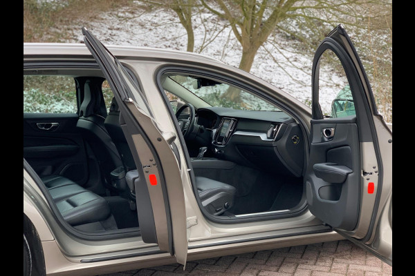 Volvo V60 2.0 D4 Inscription 190PK LEDER FULL 2021 DEALER OH / NETTO EXPORT € 14.950
