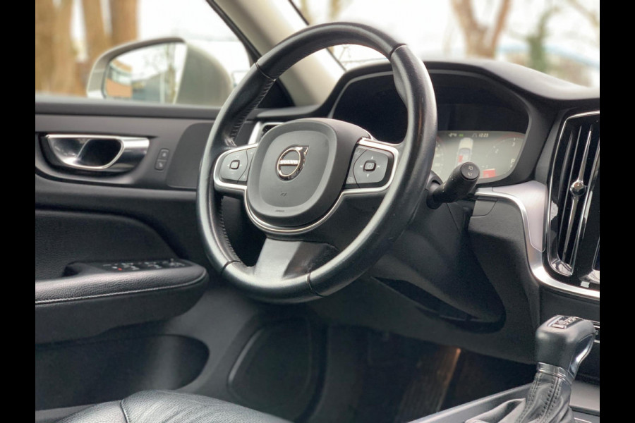 Volvo V60 2.0 D4 Inscription 190PK LEDER FULL 2021 DEALER OH / NETTO EXPORT € 14.950