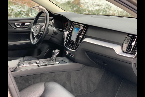 Volvo V60 2.0 D4 Inscription 190PK LEDER FULL 2021 DEALER OH / NETTO EXPORT € 14.950