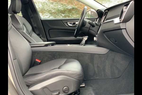 Volvo V60 2.0 D4 Inscription 190PK LEDER FULL 2021 DEALER OH / NETTO EXPORT € 14.950