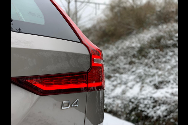 Volvo V60 2.0 D4 Inscription 190PK LEDER FULL 2021 DEALER OH / NETTO EXPORT € 14.950