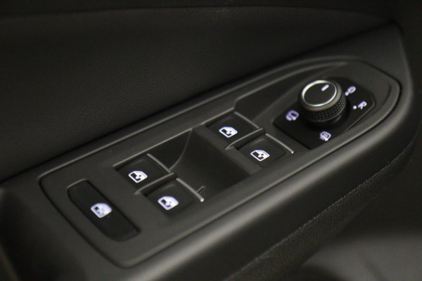 Volkswagen Golf 2.0 TSI GTI NURBURGRING/PANO/H&K/IQ-LIGHT/CAM/VOLL