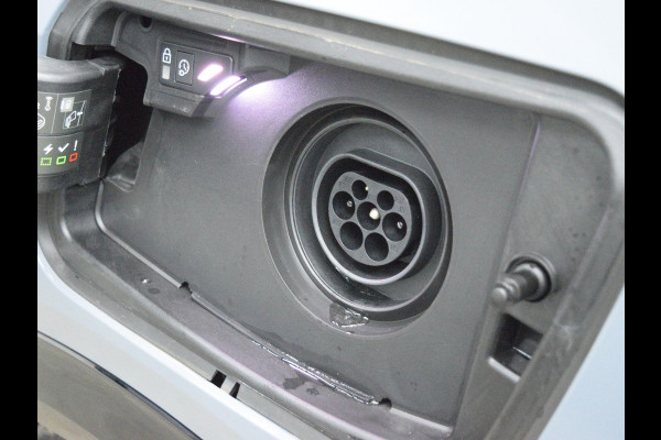 Opel Grandland 1.6 Turbo Plug-in-Hybrid Business Edition SCHUIF- KANTELDAK | LEREN BEKLEDING | CAMERA MET SENSOREN |