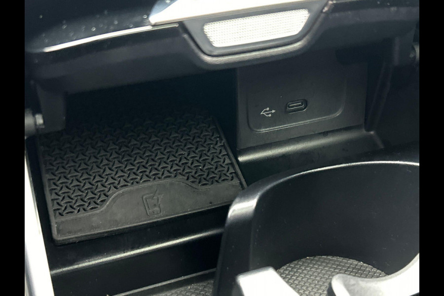 Mercedes-Benz C-Klasse 180 AMG Line | Pano/Dak | Burmester | Leder/Alcantara | Camera