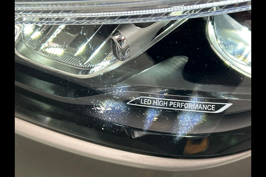 Mercedes-Benz C-Klasse 180 AMG Line | Pano/Dak | Burmester | Leder/Alcantara | Camera