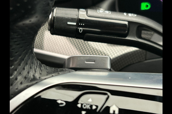 Mercedes-Benz C-Klasse 180 AMG Line | Pano/Dak | Burmester | Leder/Alcantara | Camera