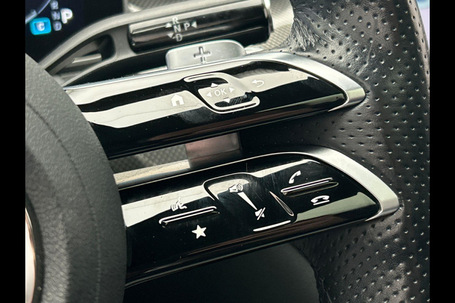 Mercedes-Benz C-Klasse 180 AMG Line | Pano/Dak | Burmester | Leder/Alcantara | Camera