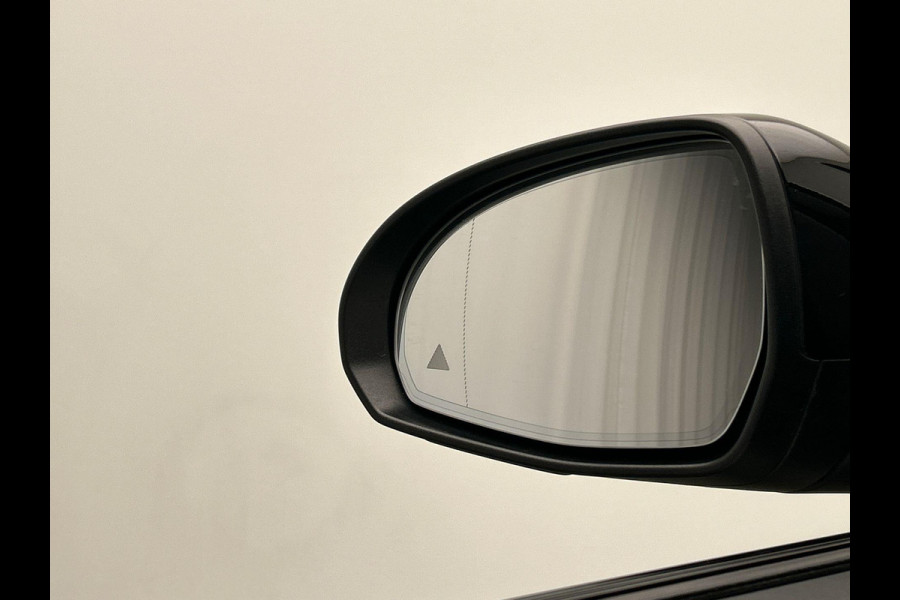 Mercedes-Benz C-Klasse 180 AMG Line | Pano/Dak | Burmester | Leder/Alcantara | Camera