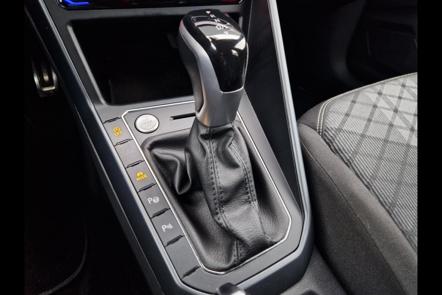 Volkswagen Polo 1.0 TSI DSG R-Line /Virtual Pro /Keyless /IQ Drive /IQ Light