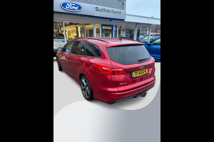 Ford FOCUS Wagon 1.0 Ecoboost ST-Line 125pk Trekhaak | Achteruitrijcamera | Apple Carplay / Android Auto | Winterpack | Climate control