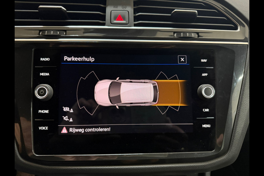 Volkswagen Tiguan 1.4 TSI eHybrid 2x R-Line Business+ | HUD | Vol Leder | ACC | Winterpakket