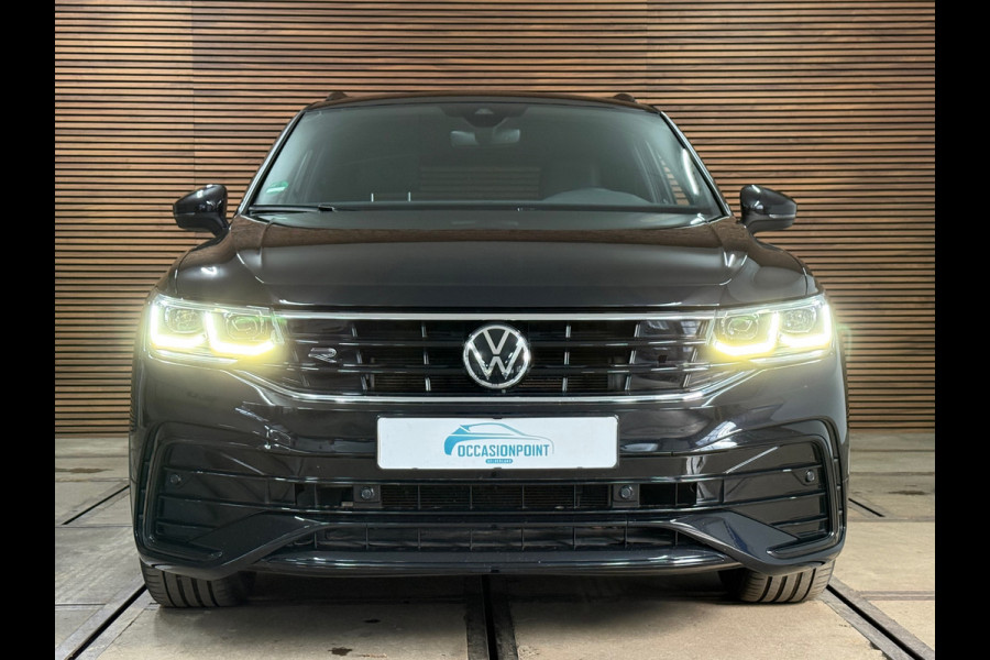 Volkswagen Tiguan 1.4 TSI eHybrid R-Line Business+ | Black Style | Half leer | 19' inch | Adaptive Cruise Control | Navigatie
