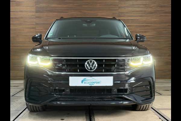 Volkswagen Tiguan 1.4 TSI eHybrid R-Line Business+ | Black Style | Half leer | 19' inch | Adaptive Cruise Control | Navigatie