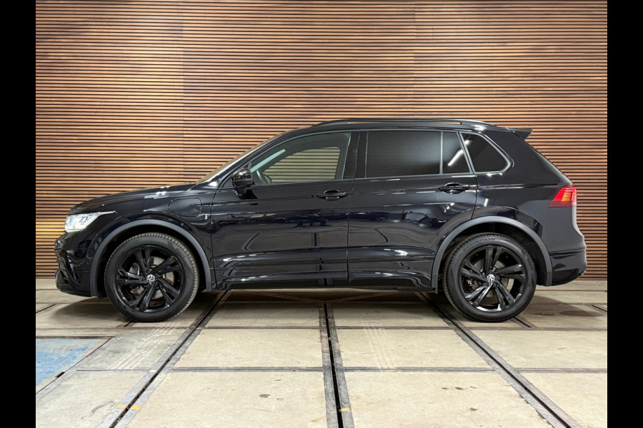 Volkswagen Tiguan 1.4 TSI eHybrid R-Line Business+ | Black Style | Half leer | 19' inch | Adaptive Cruise Control | Navigatie