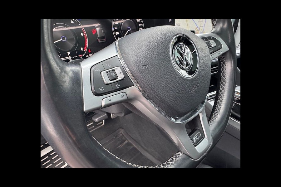 Volkswagen Touareg 3.0 TDI R-Line Automaat 1e Eigenaar Virtueel Cockpit,Airco/ECC,Navigatie,HUD,Panoramadak