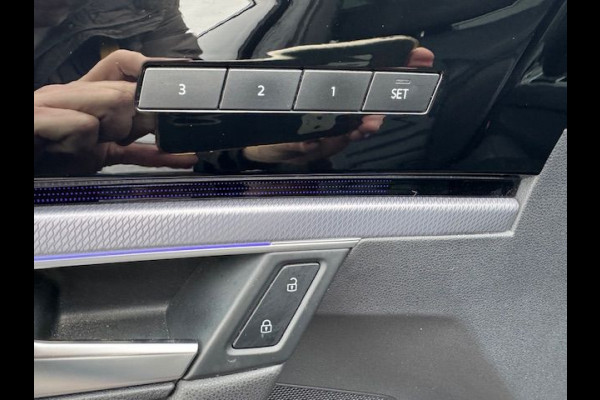 Volkswagen Touareg 3.0 TDI R-Line Automaat 1e Eigenaar Virtueel Cockpit,Airco/ECC,Navigatie,HUD,Panoramadak