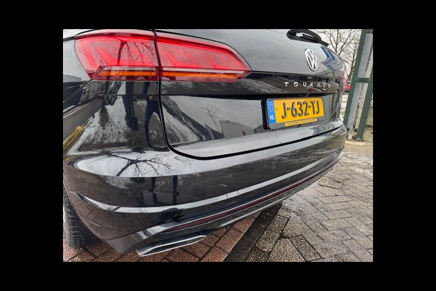 Volkswagen Touareg 3.0 TDI R-Line Automaat 1e Eigenaar Virtueel Cockpit,Airco/ECC,Navigatie,HUD,Panoramadak