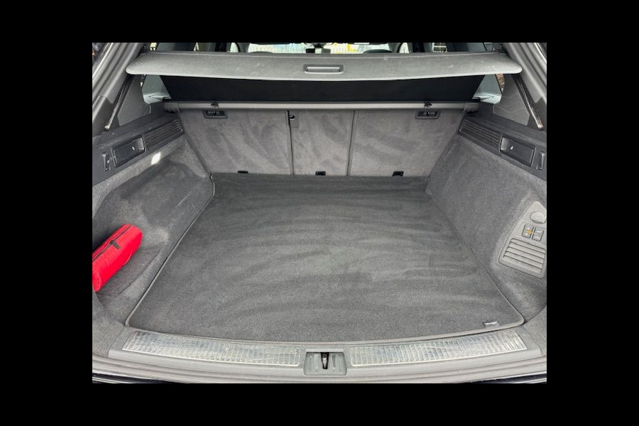 Volkswagen Touareg 3.0 TDI R-Line Automaat 1e Eigenaar Virtueel Cockpit,Airco/ECC,Navigatie,HUD,Panoramadak