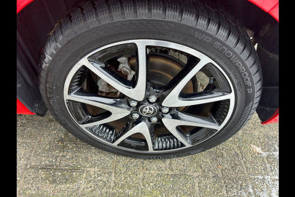 Toyota Yaris 1.5 Hybrid Launch Edition Dealer Auto Fabrieksgarantie!