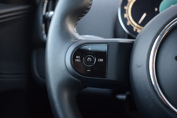 MINI Countryman 1.5 Cooper ALL4 Chili | Apple CarPlay | Pano | HUD | Camera