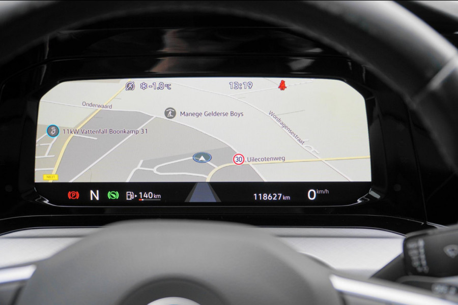 Volkswagen GOLF Variant 1.0 eTSI Life EERSTE EIGENAAR