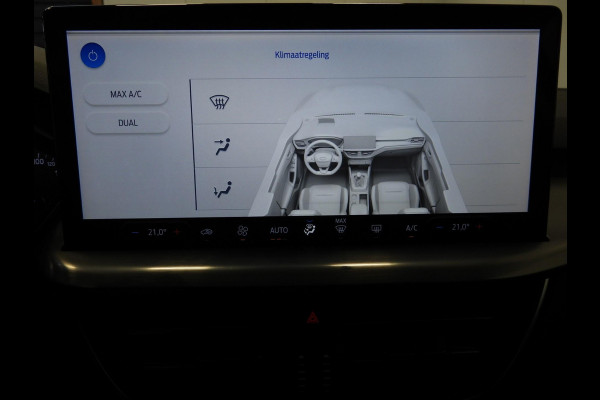 Ford Focus 1.0 EcoBoost Hybrid Titanium NAVI/CLIMA/CRUISE/PDC/16"LMV!