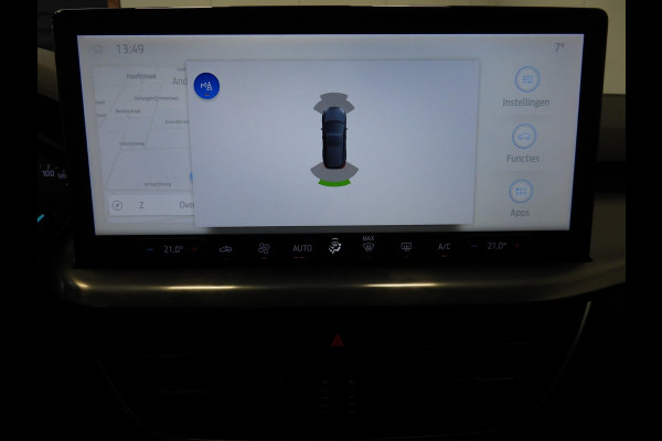 Ford Focus 1.0 EcoBoost Hybrid Titanium NAVI/CLIMA/CRUISE/PDC/16"LMV!