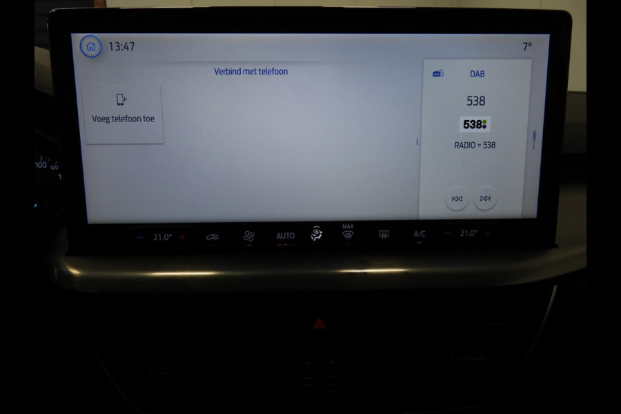 Ford Focus 1.0 EcoBoost Hybrid Titanium NAVI/CLIMA/CRUISE/PDC/16"LMV!