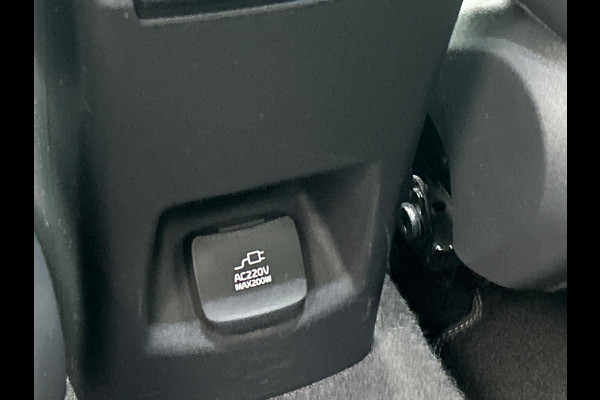 Kia Niro 1.6 GDi PHEV Launch Edition | Pano/Dak | Trekhaak | Stoel/Stuur Verwarming | Harman/Kardon