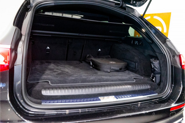 Mercedes-Benz E-Klasse Estate 300 e AMG 313PK | Pano | LED | Trekhaak | Sfeer | Burmester | Fabrieksgarantie