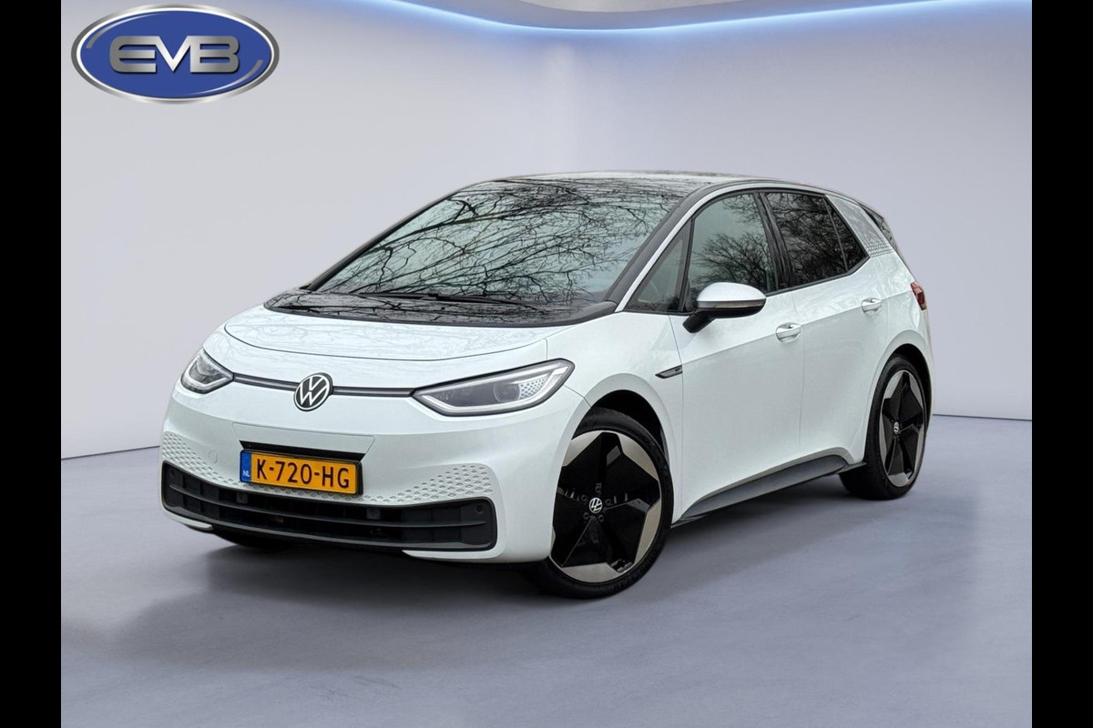 Volkswagen ID.3 First Max 58 kWh, panoramadak, camera, 20 inch, stoelverwarming, parelmoer, 1 e eigenaar, NL auto met nap