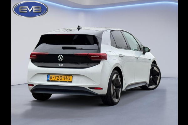 Volkswagen ID.3 First Max 58 kWh, panoramadak, camera, 20 inch, stoelverwarming, parelmoer, 1 e eigenaar, NL auto met nap