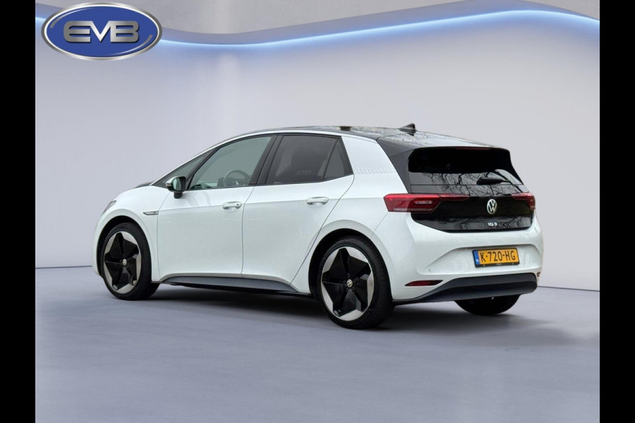 Volkswagen ID.3 First Max 58 kWh, panoramadak, camera, 20 inch, stoelverwarming, parelmoer, 1 e eigenaar, NL auto met nap