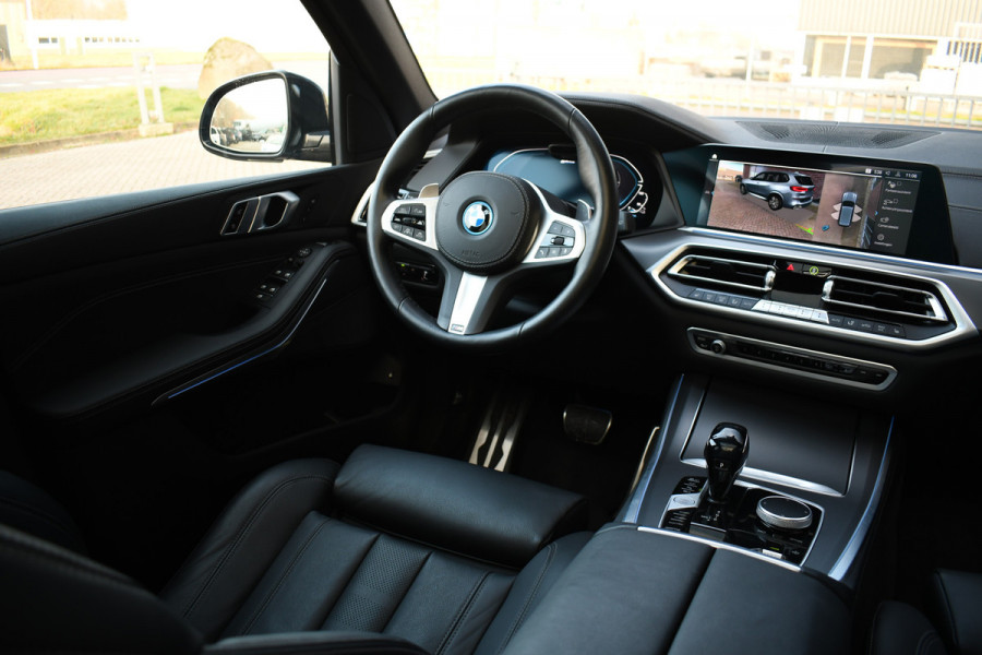 BMW X5 xDrive45e 394pk M-Sport Pano HUD ACC 360 Laser Trekhaak