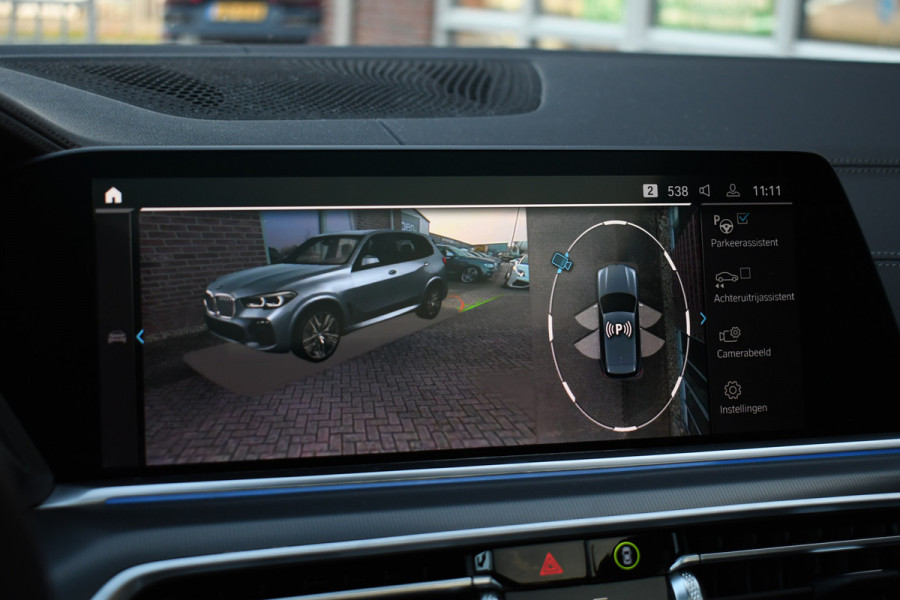 BMW X5 xDrive45e 394pk M-Sport Pano HUD ACC 360 Laser Trekhaak