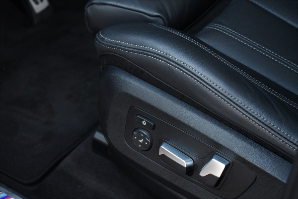 BMW X5 xDrive45e 394pk M-Sport Pano HUD ACC 360 Laser Trekhaak